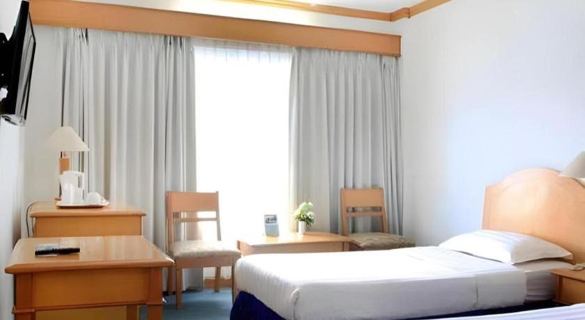 Hotel Marcopolo Bandar Lampung Zewnętrze zdjęcie
