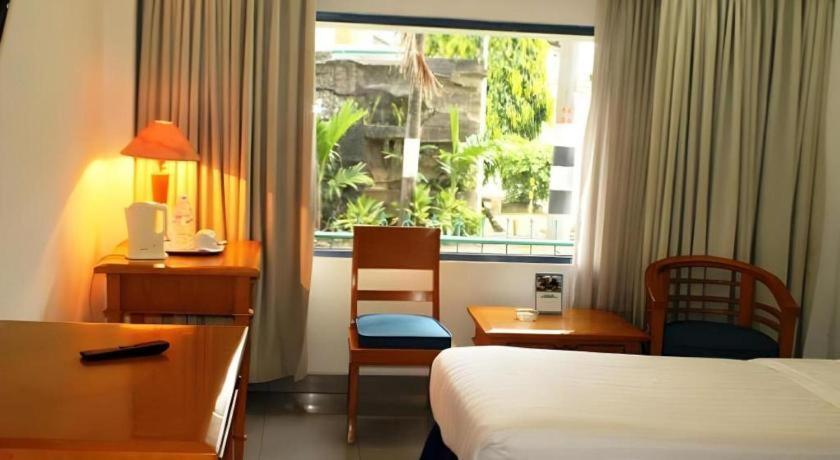 Hotel Marcopolo Bandar Lampung Zewnętrze zdjęcie