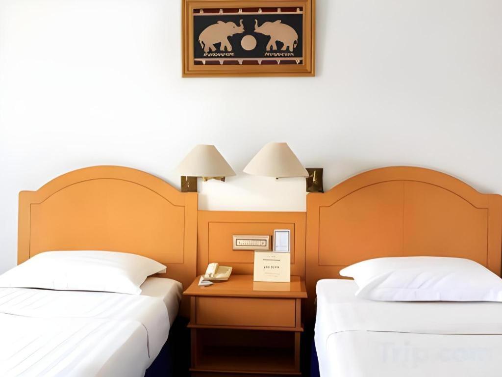 Hotel Marcopolo Bandar Lampung Zewnętrze zdjęcie