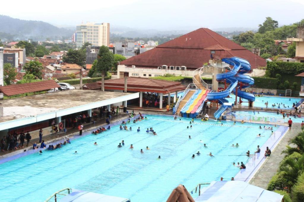 Hotel Marcopolo Bandar Lampung Zewnętrze zdjęcie