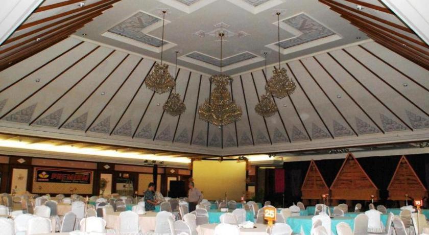 Hotel Marcopolo Bandar Lampung Zewnętrze zdjęcie