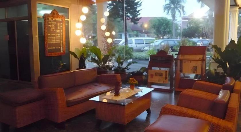 Hotel Marcopolo Bandar Lampung Zewnętrze zdjęcie