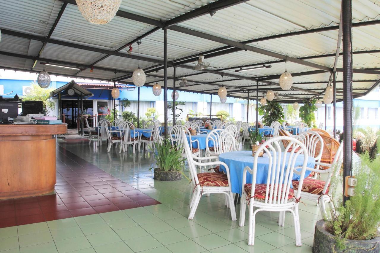 Hotel Marcopolo Bandar Lampung Zewnętrze zdjęcie