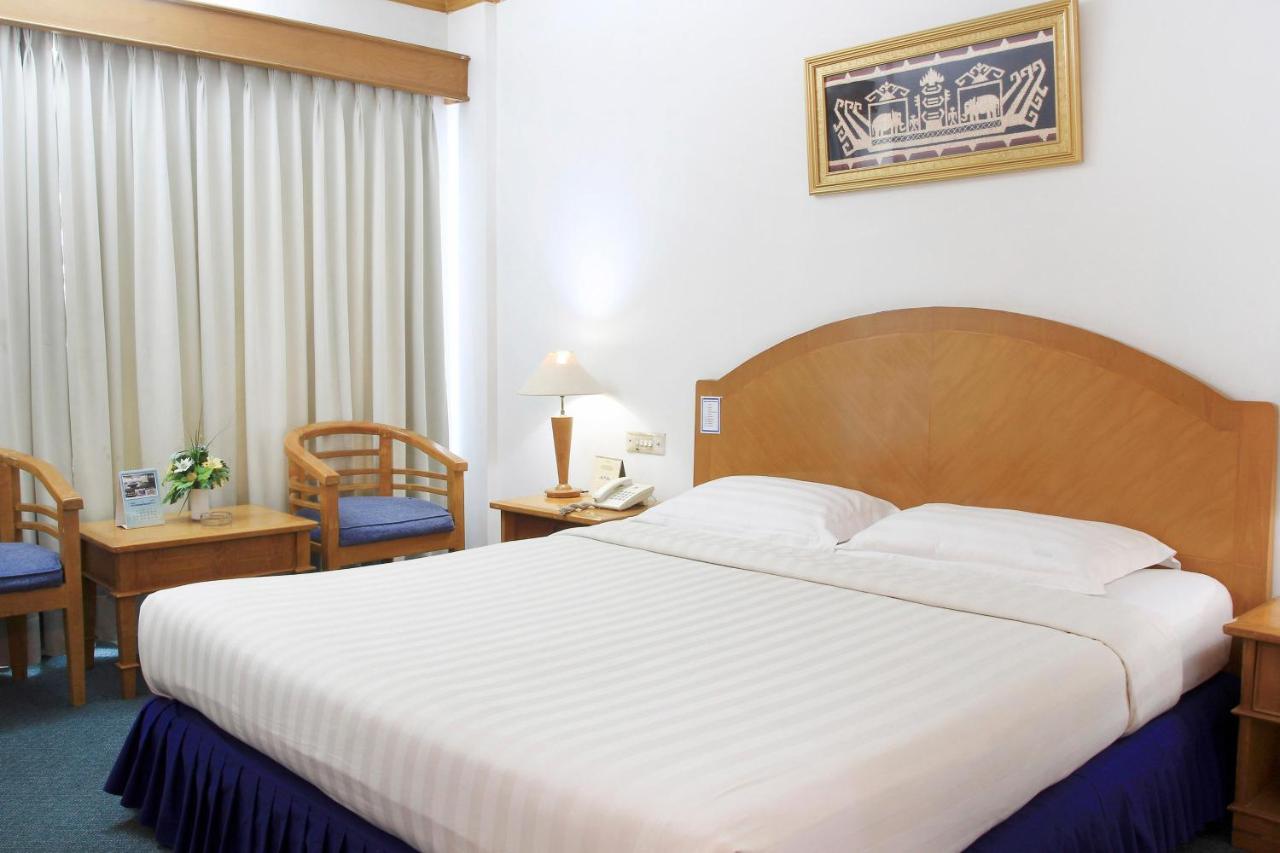 Hotel Marcopolo Bandar Lampung Zewnętrze zdjęcie