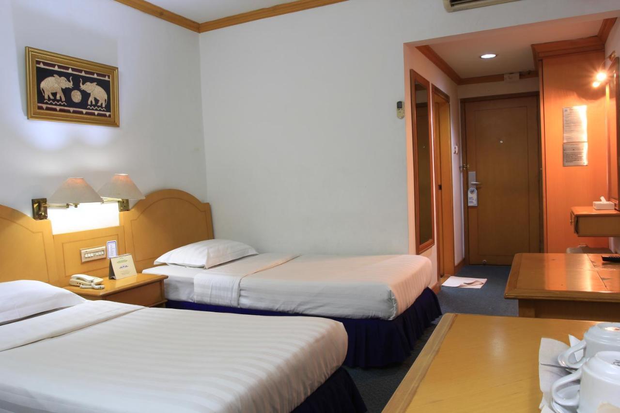 Hotel Marcopolo Bandar Lampung Zewnętrze zdjęcie